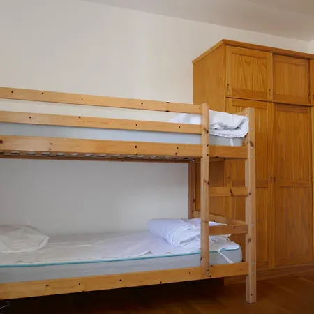 Апартаменты Hypercentre 6 Pers Bagneres-de-Luchon